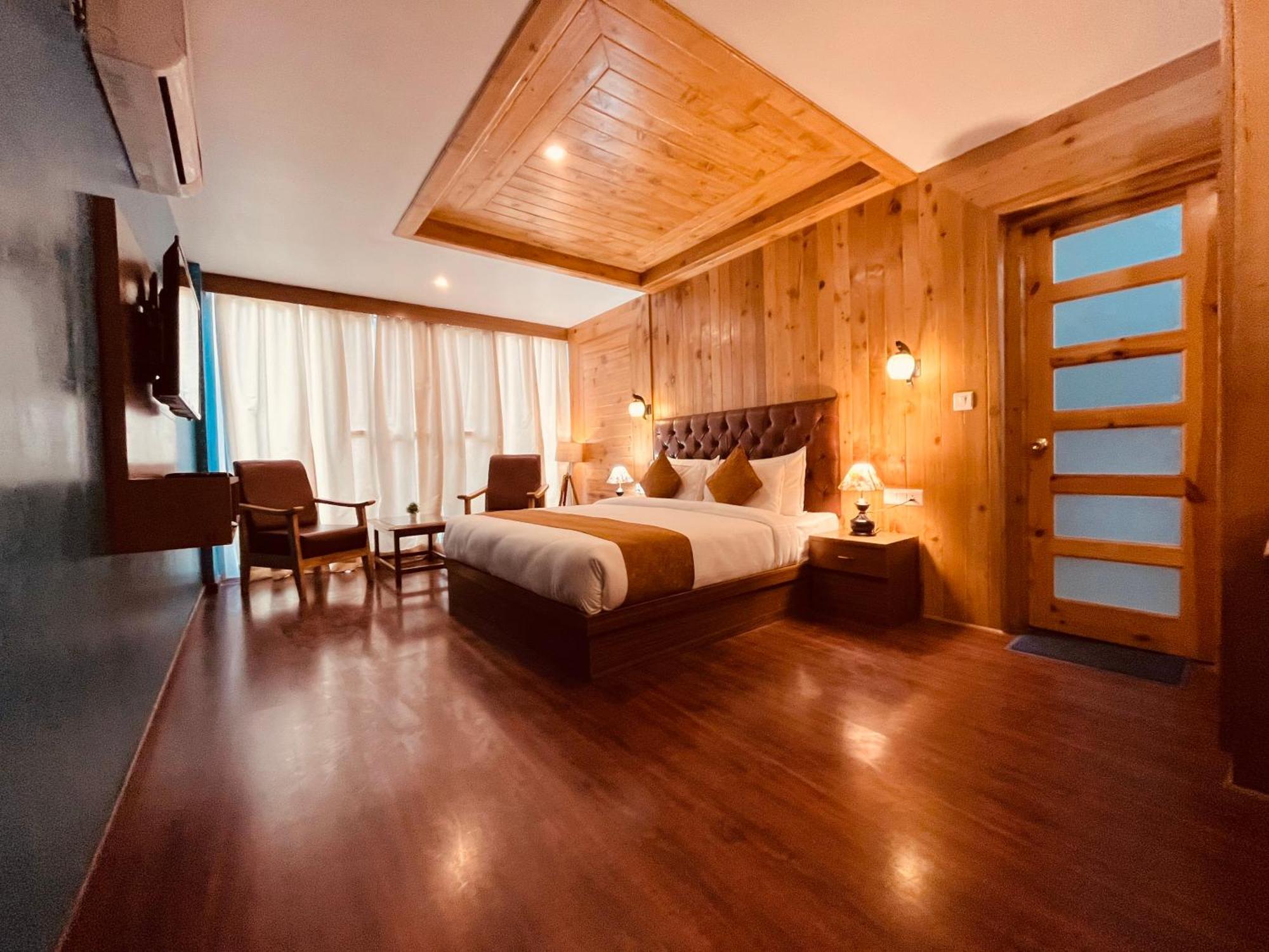 Tata Vista Resort Mall Road Manali - Centrally Heated & Air Cooled Dış mekan fotoğraf