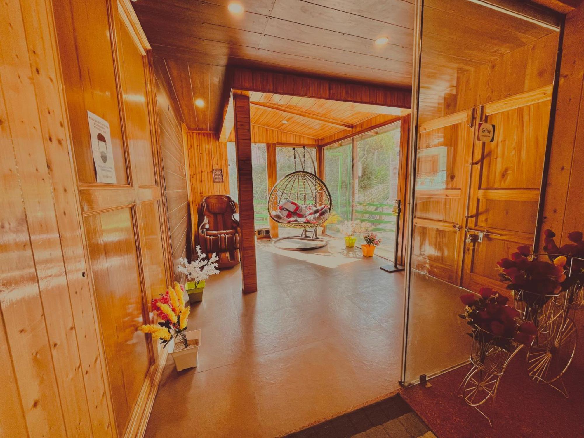 Tata Vista Resort Mall Road Manali - Centrally Heated & Air Cooled Dış mekan fotoğraf