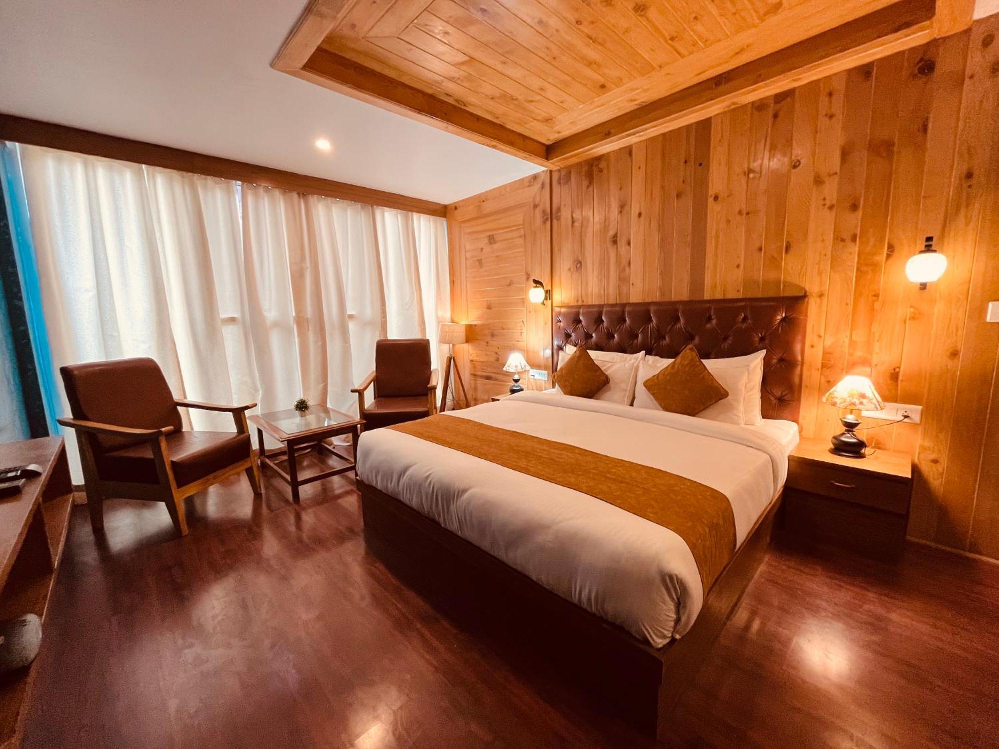 Tata Vista Resort Mall Road Manali - Centrally Heated & Air Cooled Dış mekan fotoğraf