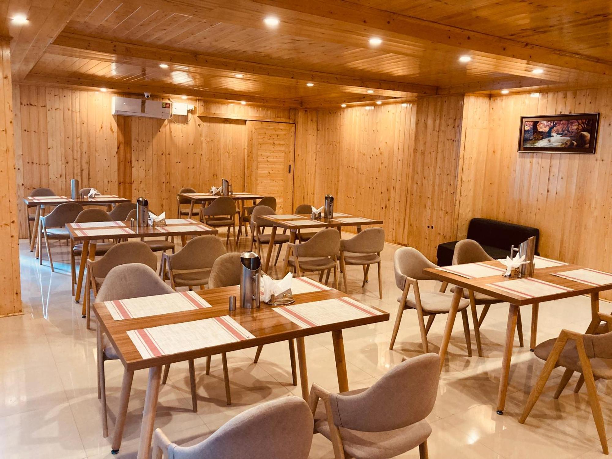 Tata Vista Resort Mall Road Manali - Centrally Heated & Air Cooled Dış mekan fotoğraf