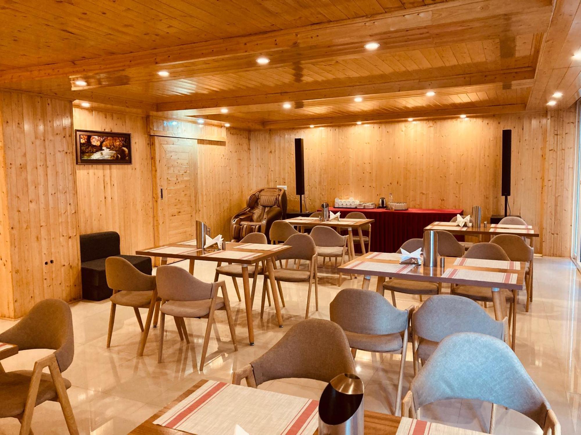 Tata Vista Resort Mall Road Manali - Centrally Heated & Air Cooled Dış mekan fotoğraf