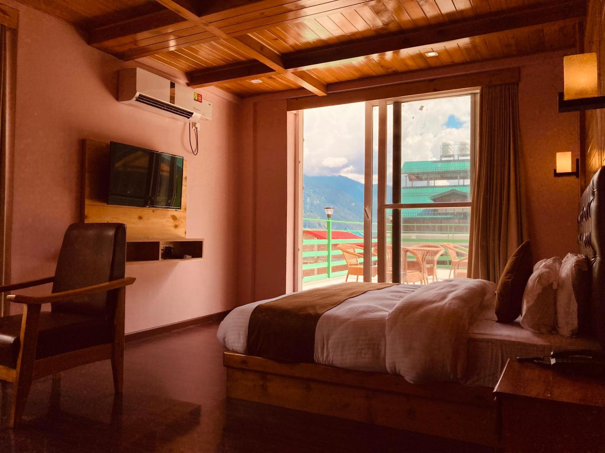 Tata Vista Resort Mall Road Manali - Centrally Heated & Air Cooled Dış mekan fotoğraf