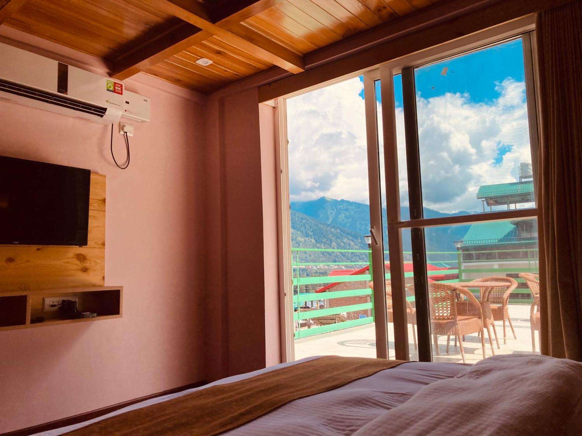 Tata Vista Resort Mall Road Manali - Centrally Heated & Air Cooled Dış mekan fotoğraf